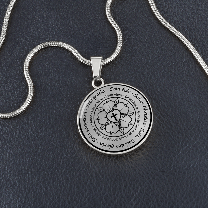 Solo Gratia Heart Cross Necklace
